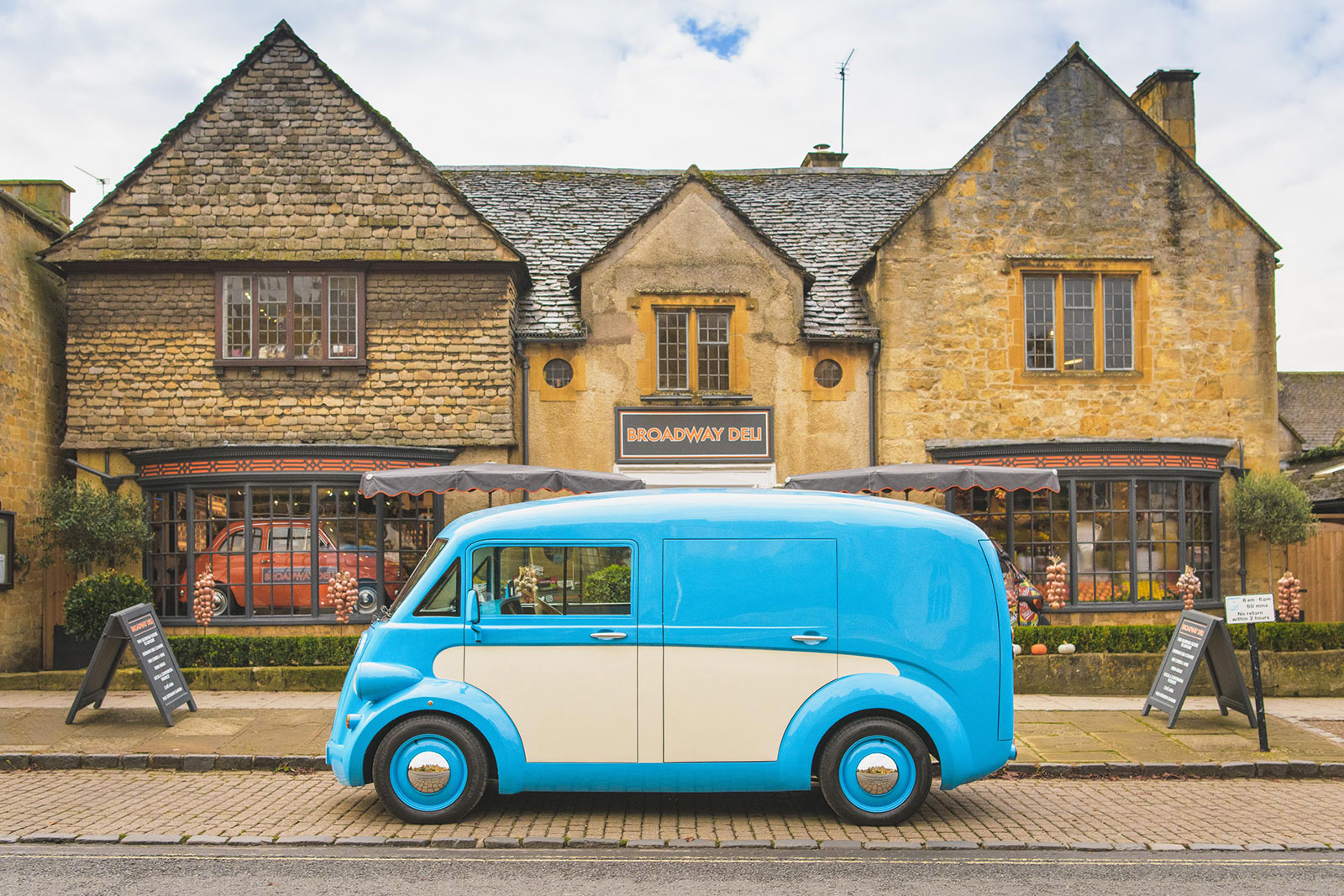 Morris je van